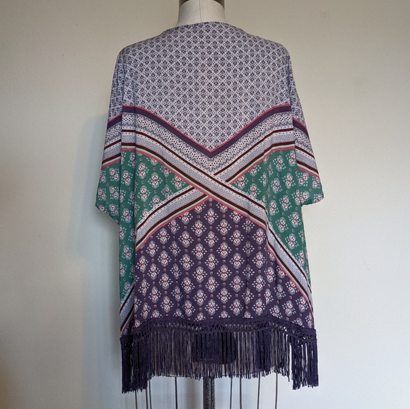 Colorful Kimono - Picture 3 of 5